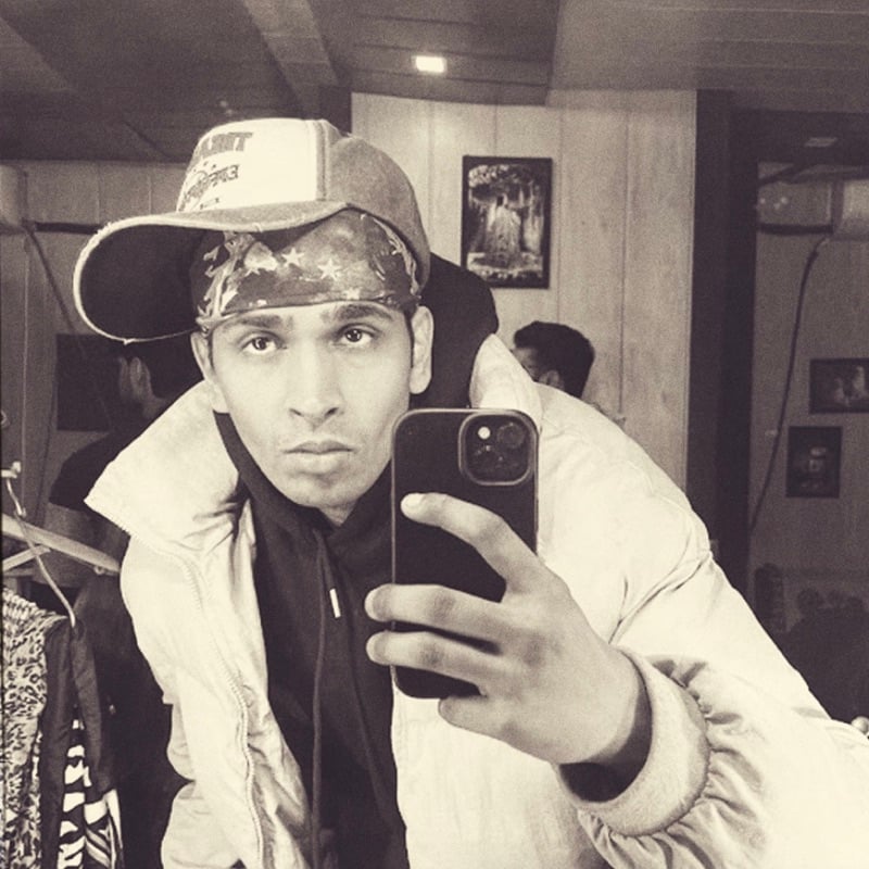 Kartikey Saxena, fashion stylist